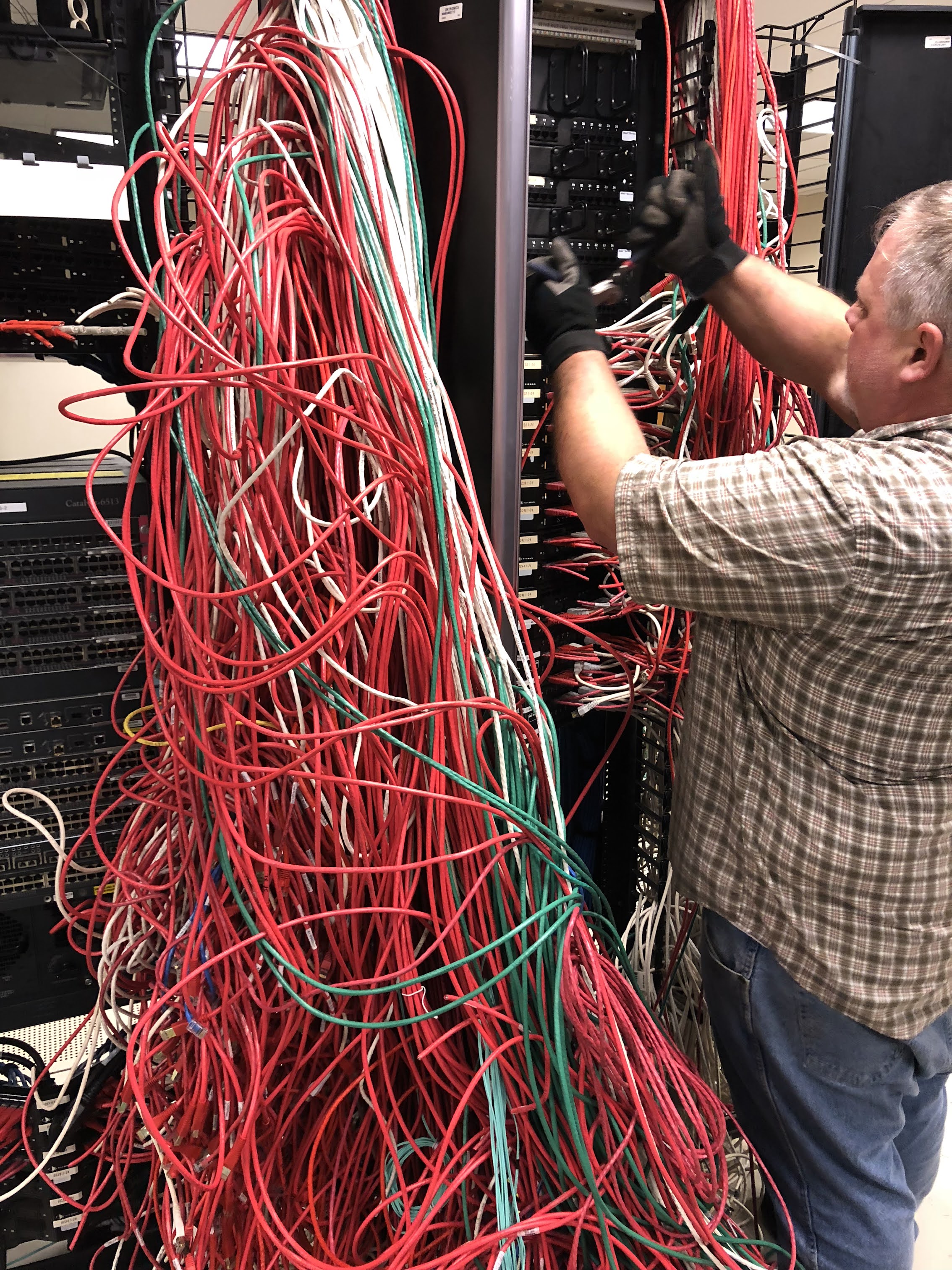 Lane sorting hundreds of patch cables in a datacenter rack